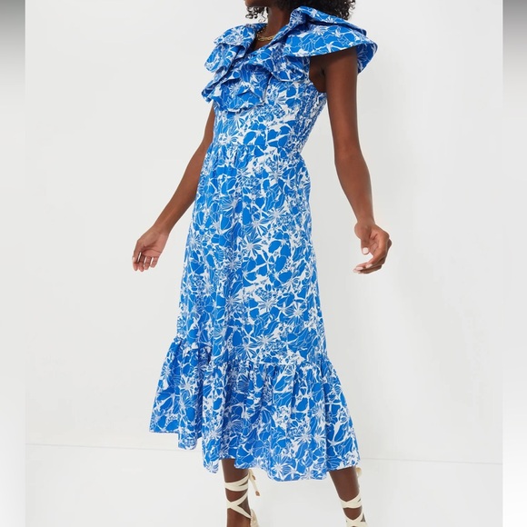 HYACINTH HOUSE
Blue and White Floral Beaufort Midi Dress - Picture 3 of 11